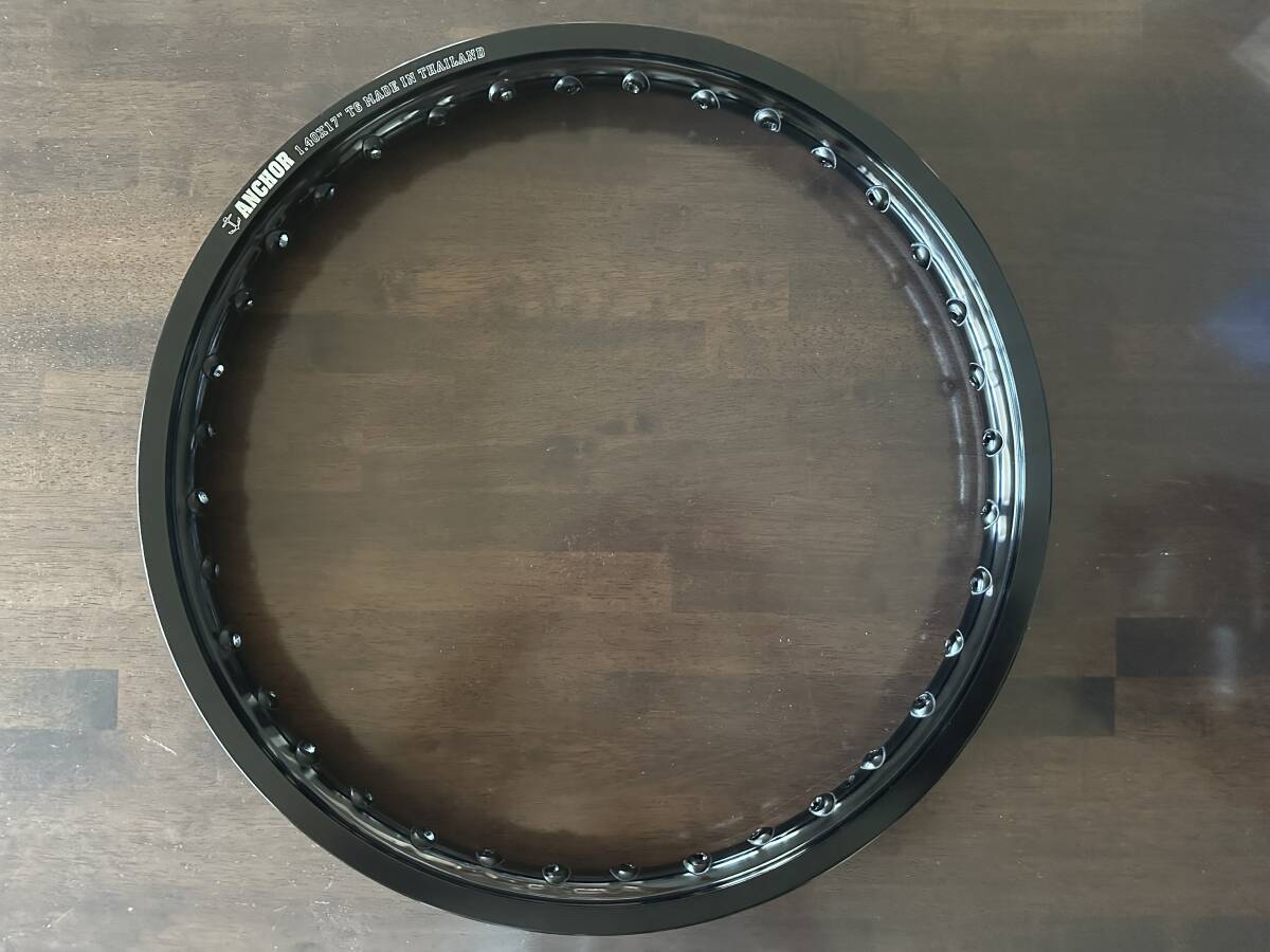 新春セール! スーパーカブ レーシングアルミリム PCD1.40×17インチ36穴 ブラック拍卖