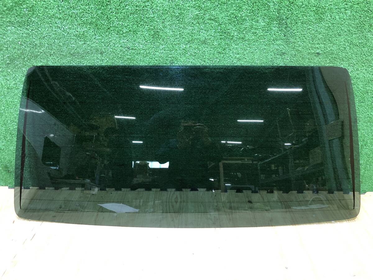 ★ダイハツ アトレーワゴン★GF-220G リア バックドア リアゲートドア ガラス<熱線切れなし>スモーク 管22332拍卖
