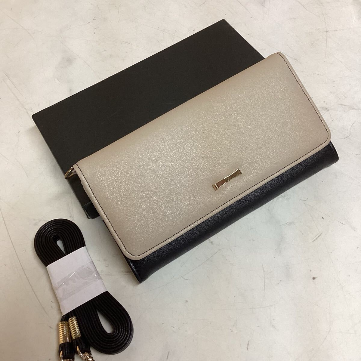 レディース 長財布 ベージュ シンプル ショルダー付き オシャレ 便利(ぬ94)拍卖