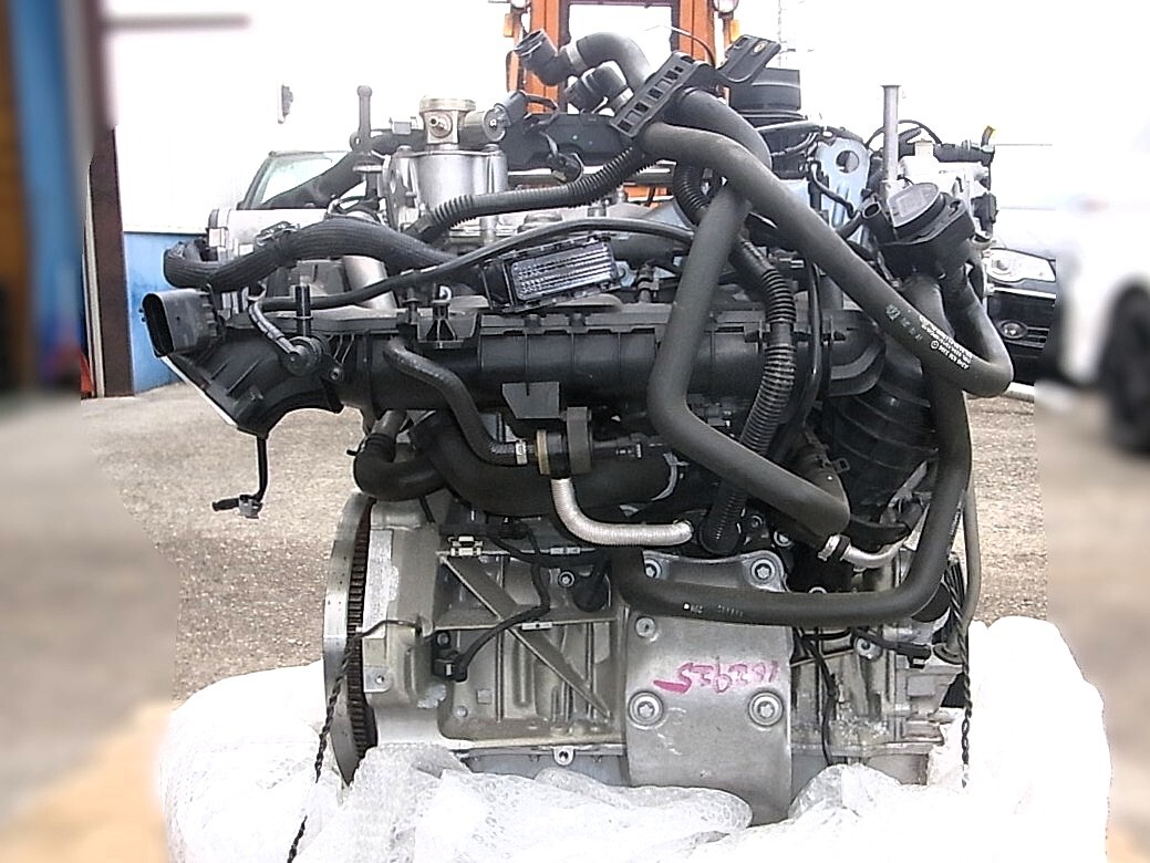 ベンツ Aクラス W176 A180 2014MY 純正 エンジン【A2700101502】42,000km 拍卖