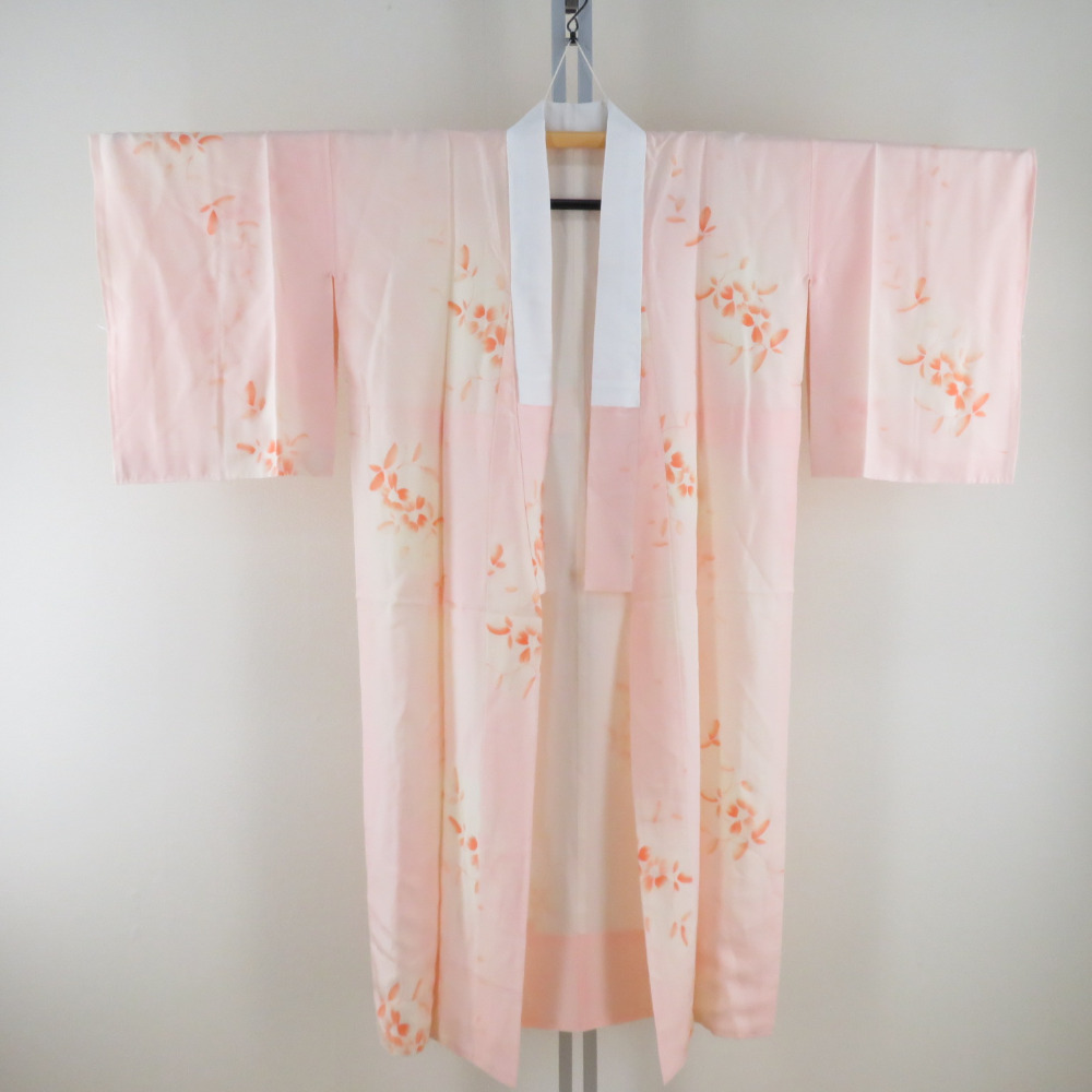 襦袢 葉文様 桃色 ぼかし 正絹 バチ衿 袷仕立て 長襦袢 仕立て上がり 女性着物用 身丈128cm拍卖