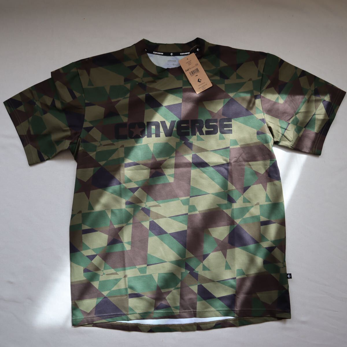 CONVERSE(コンバース)メンズ 半袖機能Tシャツ CS CAMO TEE_ 40300060 (KHAKI)メンズL拍卖