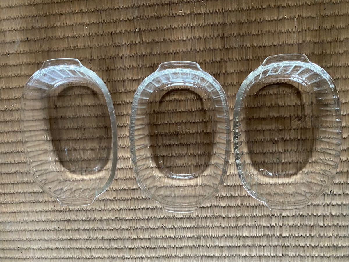 【送料無料】昭和レトロ ガラス皿 グラタン皿 3個セット拍卖