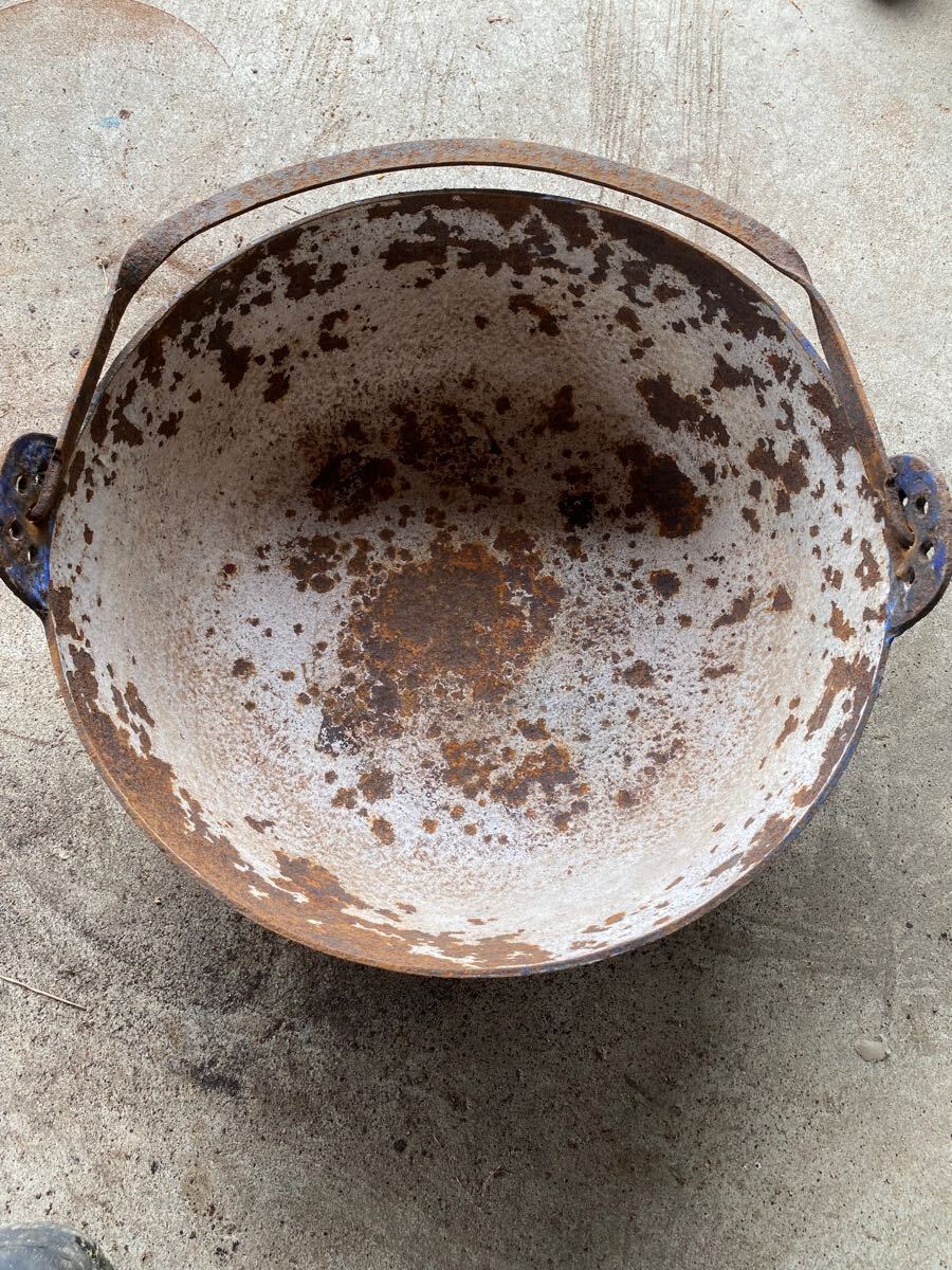 【送料無料】鉄鍋 直径38.5×高さ14cm(脚含まず)鉄なべ 小道具 ナベ 骨董品 古民具 アンティーク 鉄鋳物拍卖