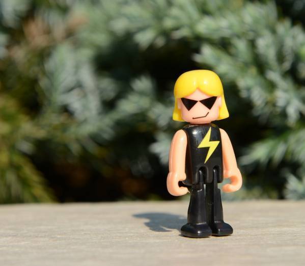 ■ プラレール プラキッズ(黒)チョイ悪風の金髪グラサンお兄さん拍卖