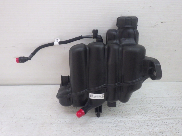 【Y0246】 美品 中古 BMW2シリーズ U06 218d Mスポーツ 22BY20 2023年3月 ラジエータサブタンク エクスパンションタンク 17135A14999 即決拍卖