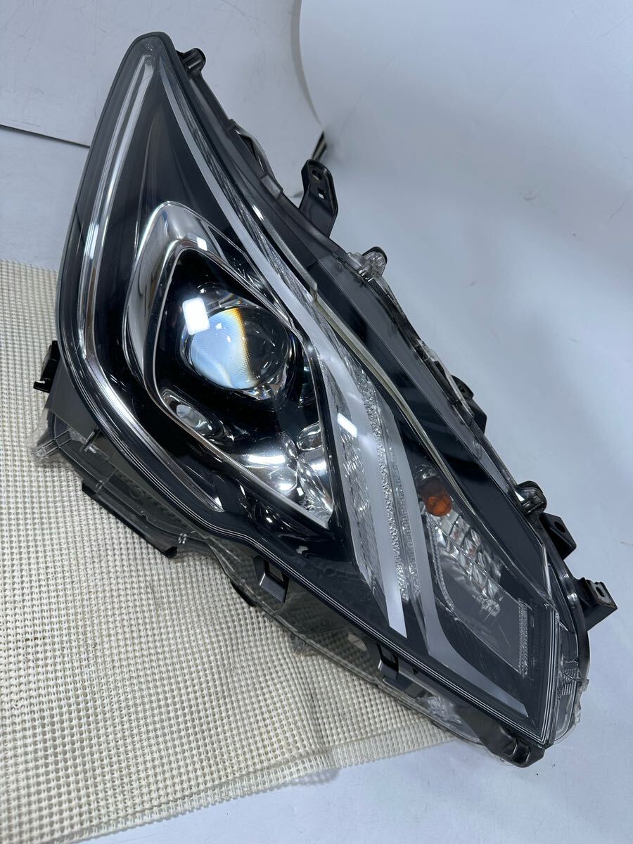 M36-3-1 クラウン アスリート 右 後期 GRS214 打刻W 30-443 LED ヘッドライト拍卖