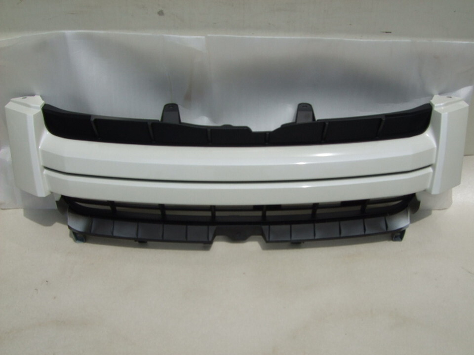 新車外し トヨタ純正フロントグリル 70系ノア Si 前期 ホワイトパール 53101-28431 D10拍卖