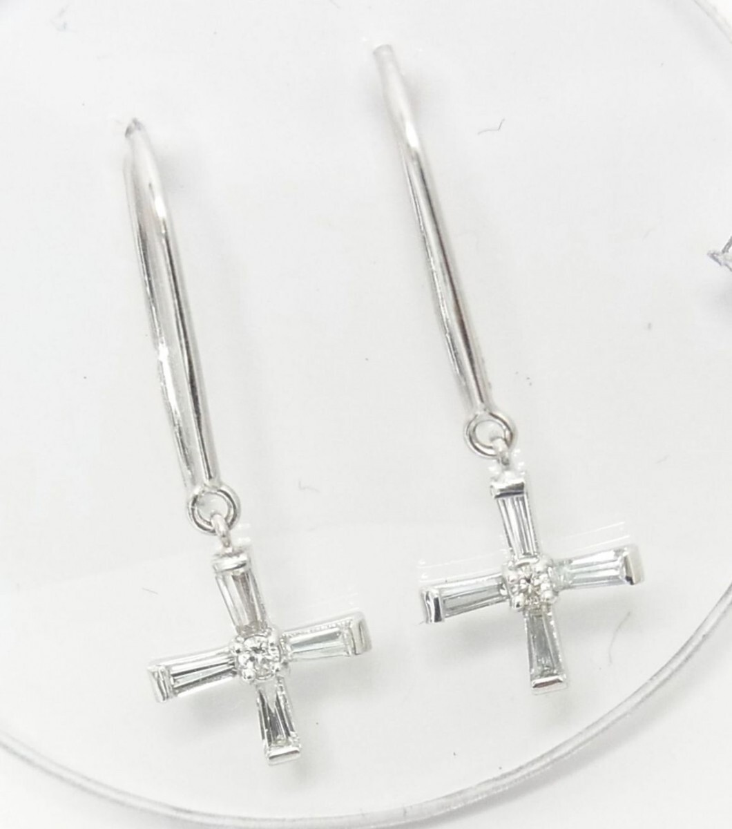合計0.30ct天然ダイヤモンド 十字架クロス 引っ掛け式ピアス 18金ホワイト製 送料込み拍卖