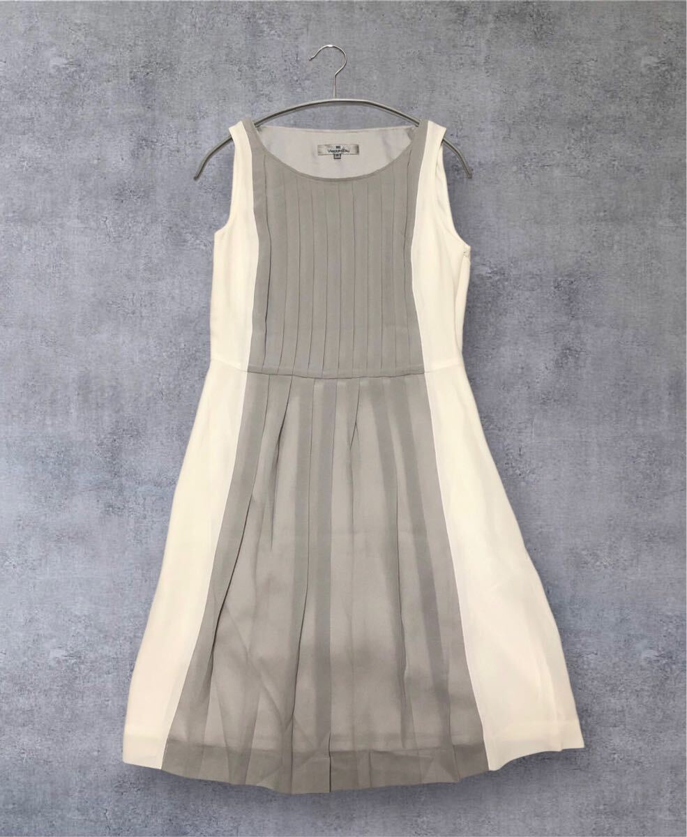 ■Viaggio Blu ビアッジョブルー■ノースリーブ プリーツ ワンピース ホワイト×グレー 0拍卖