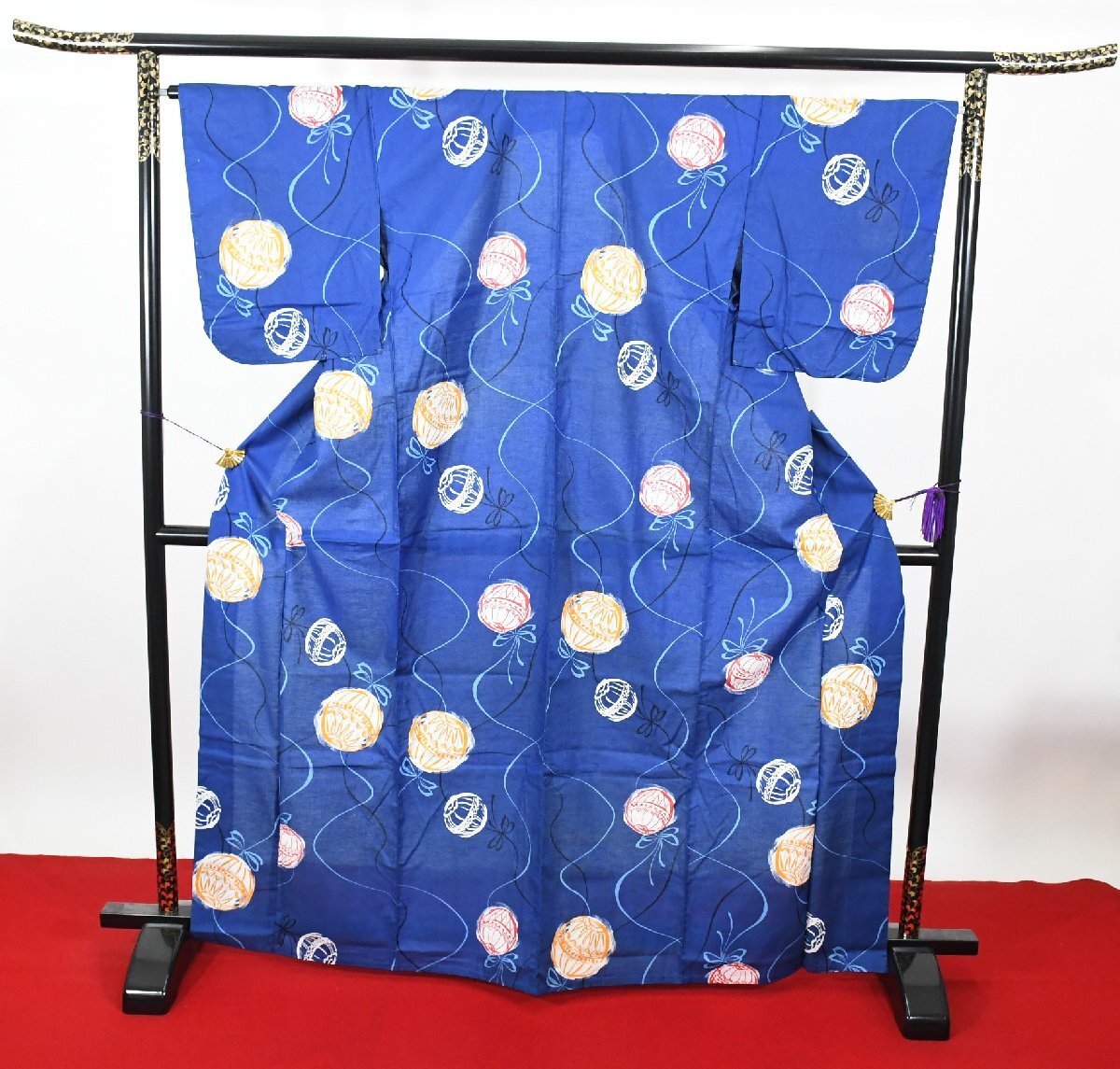 浴衣 女性用 着物 祭り 夕涼 夏祭り 花火大会 毬 リメイク素材 身丈162cm 裄丈67cm ★着物 u-277 桜庭呉服店拍卖