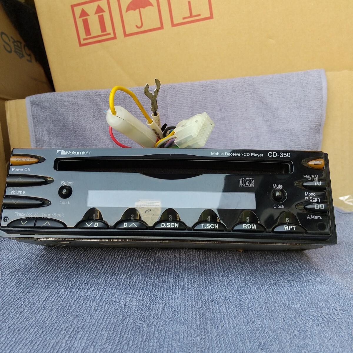 Nakamichi CDプレーヤー CDデッキ車載用、通電NG,電源入りません、ジャンク ナカミチCD-350拍卖