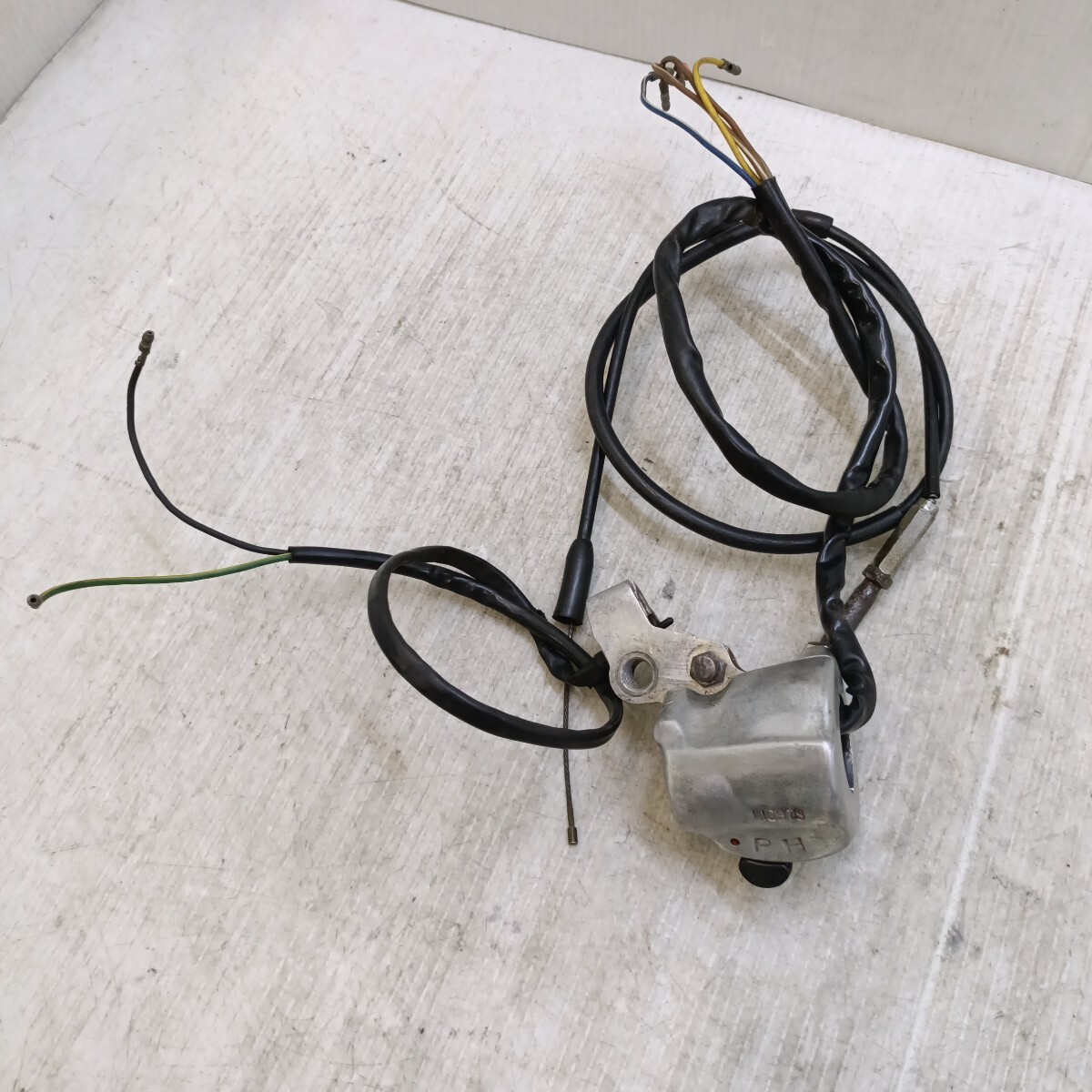 ホンダ CB50 ? ハンドルスイッチ 右 ? 【0824-338】拍卖