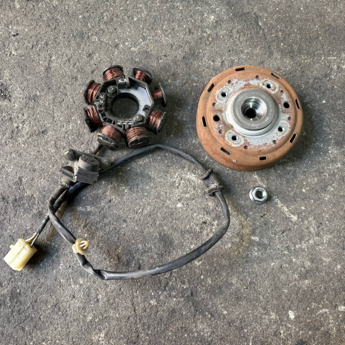 A-0037 ホンダ ライブディオ AF35 AF34 AF34E ステータコイル フライホイール拍卖