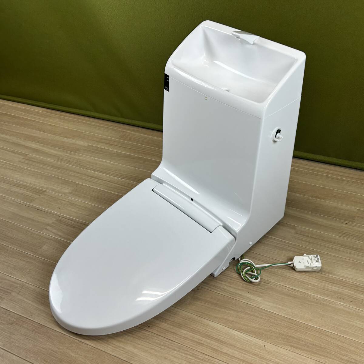 【ジャンク】リモコン無LIXIL/INAX ウォシュレット一体型便器用☆タンク「DT-Z181HU」便座 機能部のみ#BW1(ピュアホワイト)拍卖