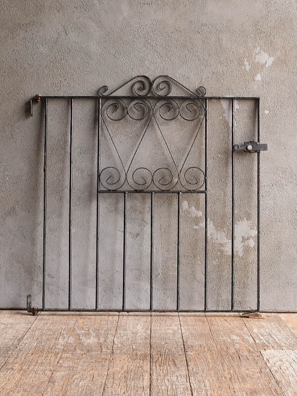 イギリスアンティーク アイアンフェンス ゲート柵 ガーデニング 13091拍卖