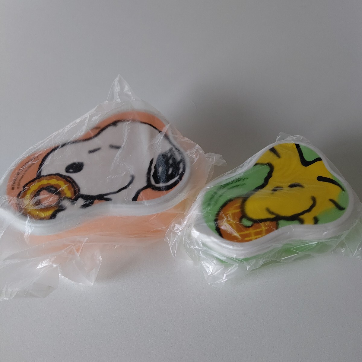 新品未使用 ミスタードーナツ福袋 2012 SNOOPY スヌーピー ランチボックス 弁当箱 大小2個セット拍卖