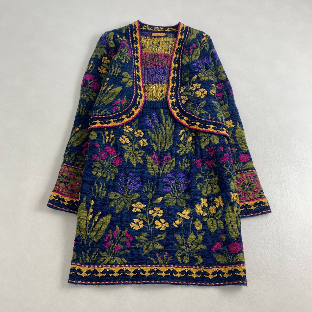 ケンゾー セットアップ KENZO 希少デザイン ニット ノーカラー 花柄 カラフル拍卖