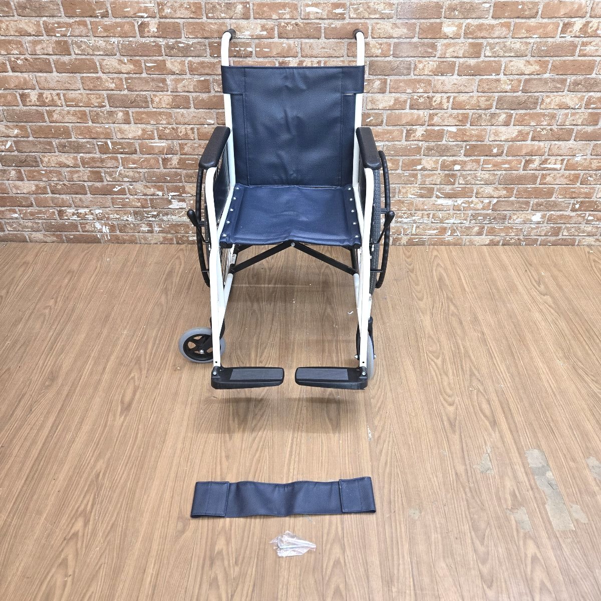 ◆◇*25R071 MIKI 車椅子 自走型 スタンダード 車いす 介護 介助 補助 美品◇◆拍卖