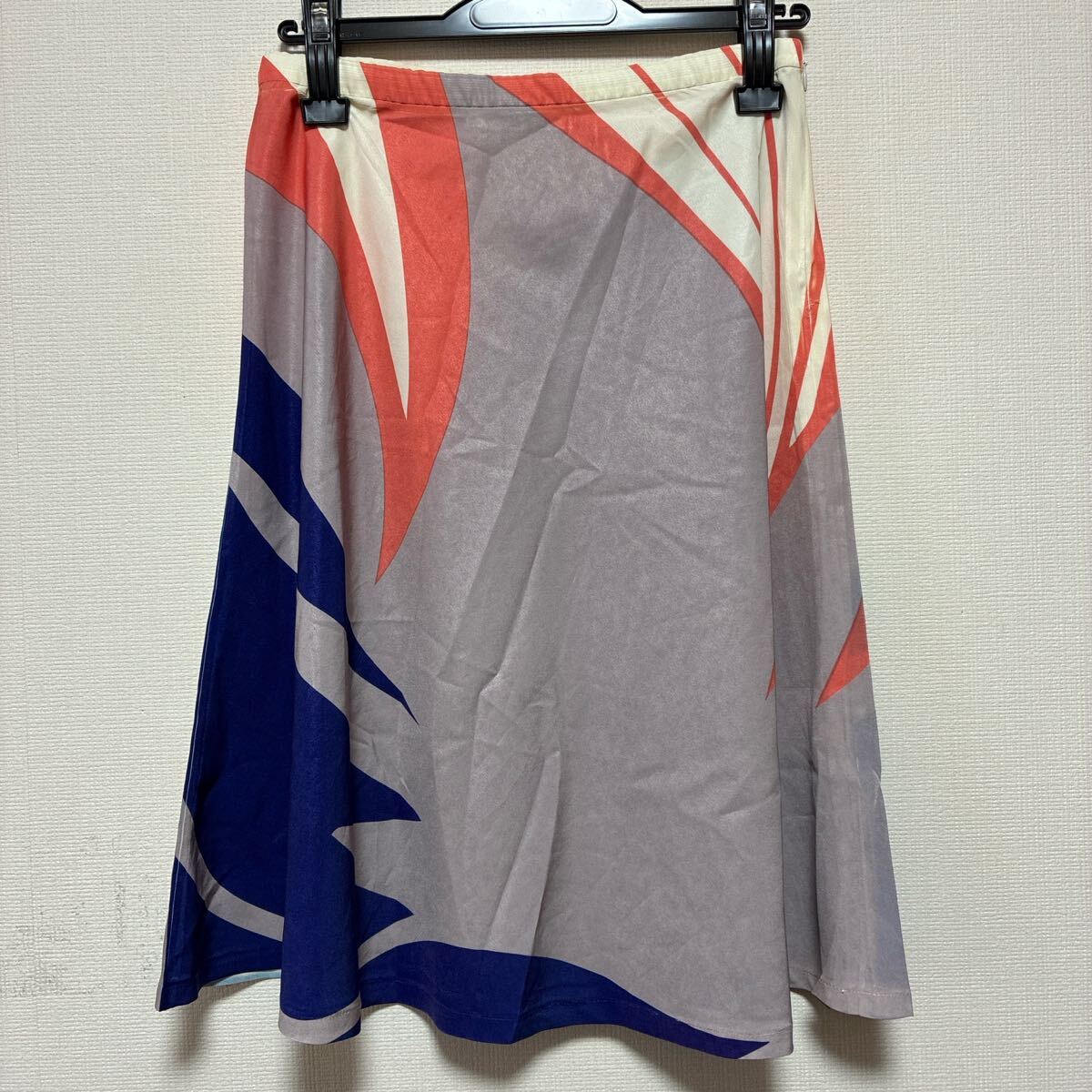 中古 Tramando アルゼンチン製 多色抽象デザイン ひざ丈スカートMサイズ スカート拍卖