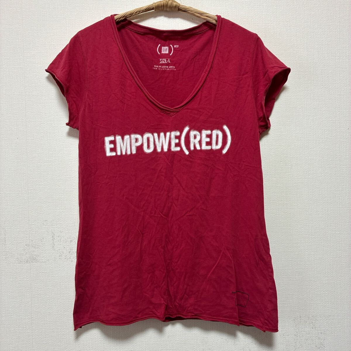中古 GAP LサイズEMPOWE(RED) Tシャツ Lサイズ バーガンディ 半袖 Tシャツ 半袖Tシャツ拍卖