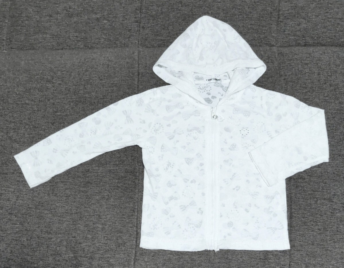 Cast Geant 薄手 透け感のあるパーカー 上着 ハート&リボン&音符柄100 ハート型のクリスタル スワロフスキー拍卖