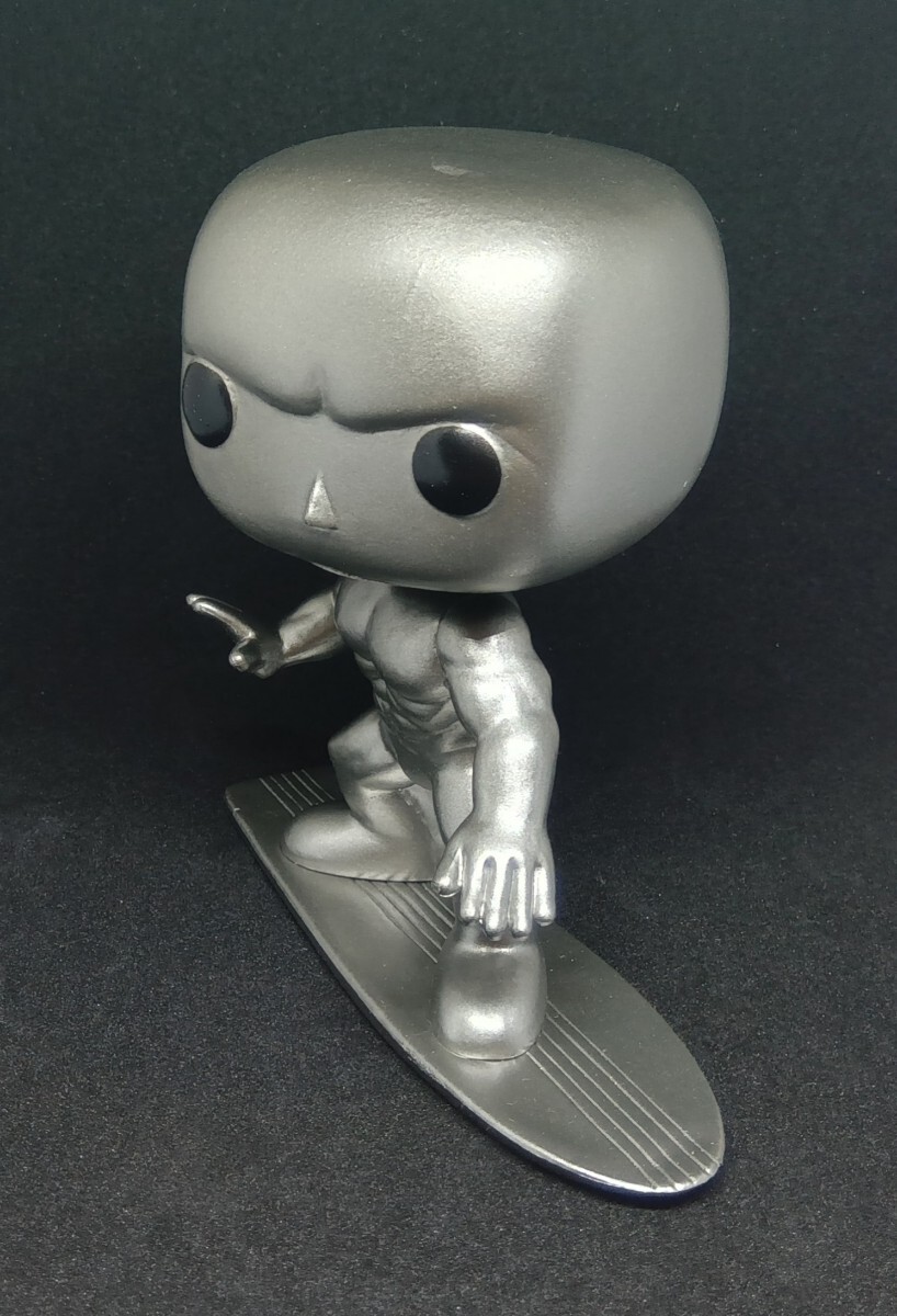 ◆KUNKO◆MARVEL◆ファンタスティックフォー◆シルバーサーファー◆ボブルヘッド人形◆全高10cmほど◆拍卖