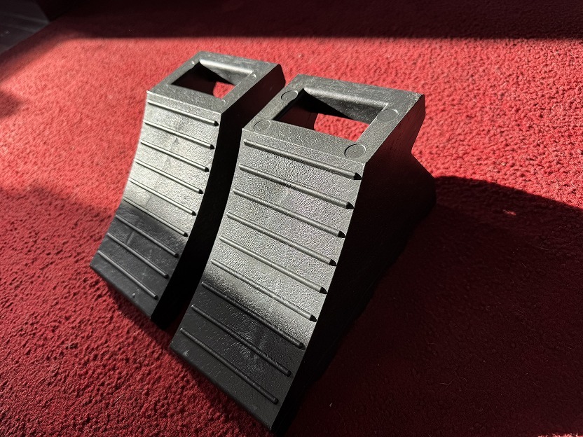 ☆17プロフィア タイヤストッパー 日野純正部品 パーツ オプション 品番S0843-E3004拍卖