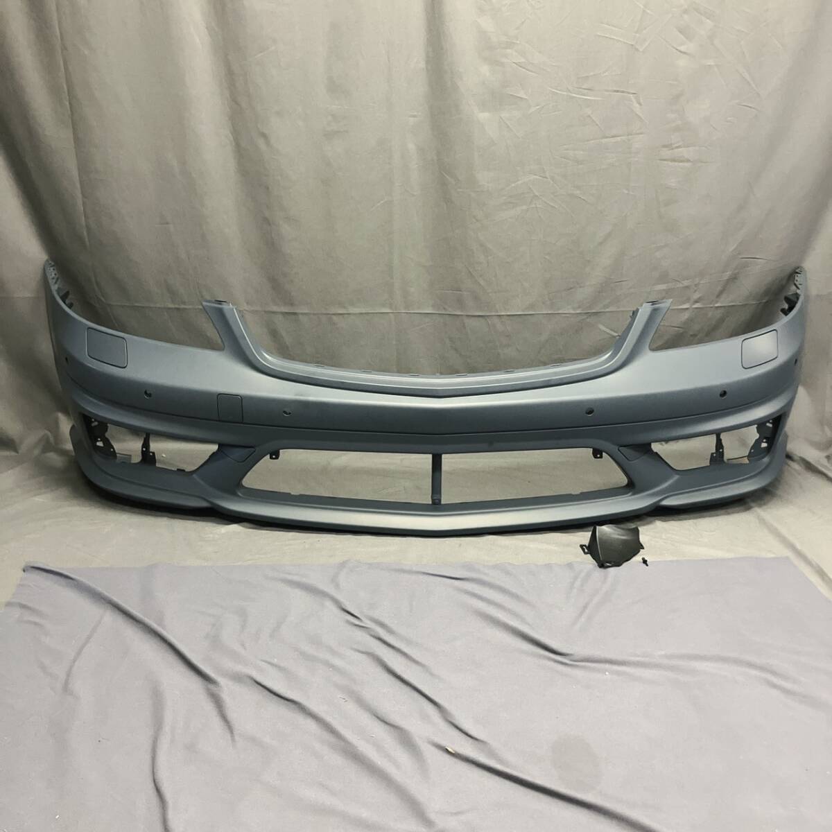 ベンツ S-750 ◎ 未使用品 Mercedes-Benz フロント バンパー A 221 880 17 40 Sクラス W221 AMG S350 S500 グレー 修理 交換 部品 カー用品拍卖
