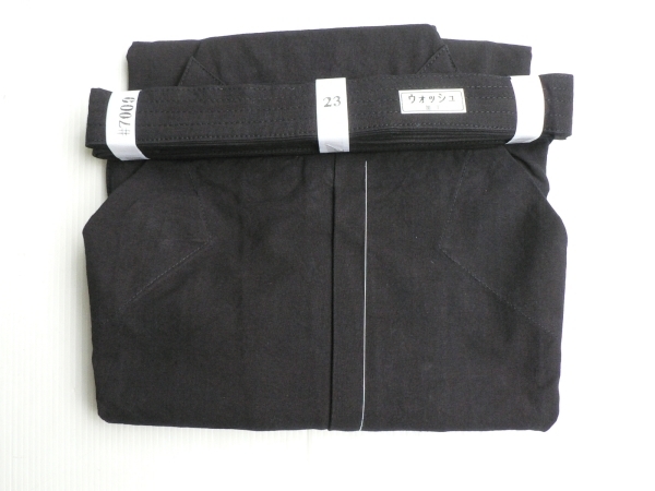 ☆新品☆ウォッシュ加工済み正藍染剣道袴#7000 各サイズ 送料無料 Wash加工 7000番 綿袴 ウォッシュ加工 中ヒダ縫製 カカト上がり拍卖
