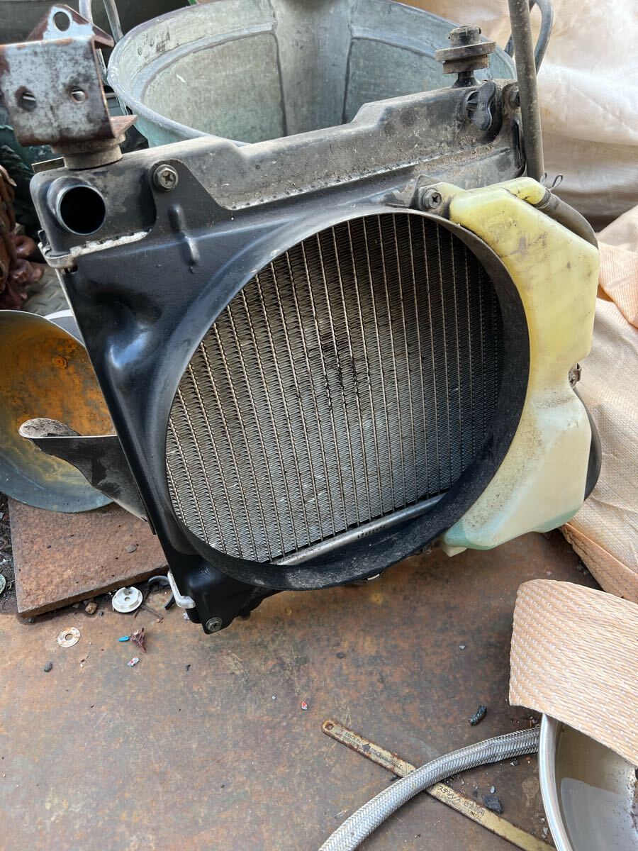 クボタ ディーゼルエンジンD782のラジエーター拍卖