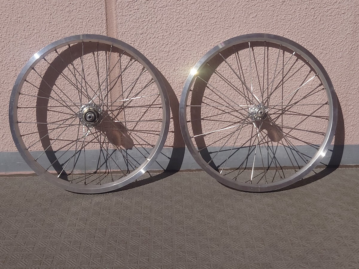 BS Moulton向 17”×1-1/4 カンパ互換ホイール 前後セット(Rはオフセットリム)拍卖