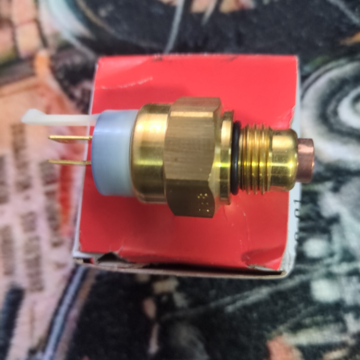 最安値☆★新品★ヤマハ純正★FZR1000 FZ750 FZ400 VMX12★ サーモスイッチ★3LN-82560-10★スペア リフレッシュ拍卖