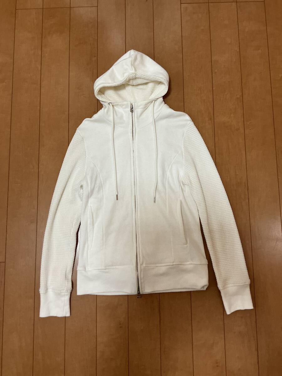 美品 AKM パーカー 白 Mサイズ 春夏仕様拍卖