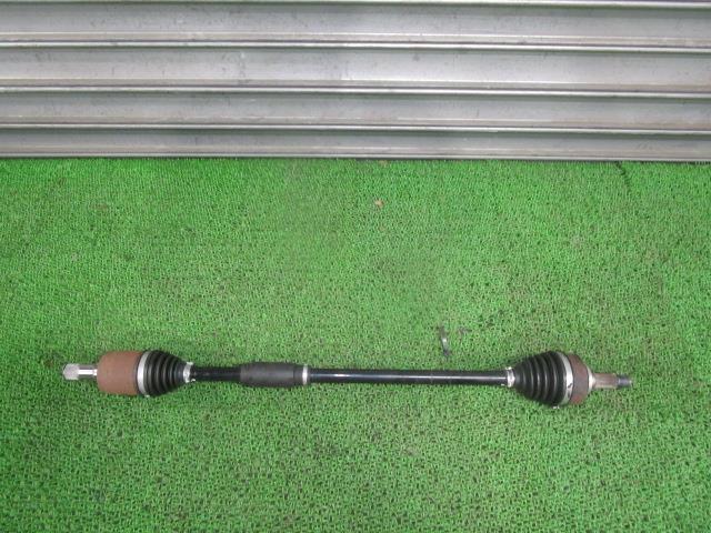 シャトル DAA-GP7 右フロントドライブシャフト 44305-TD4-000 /42813拍卖