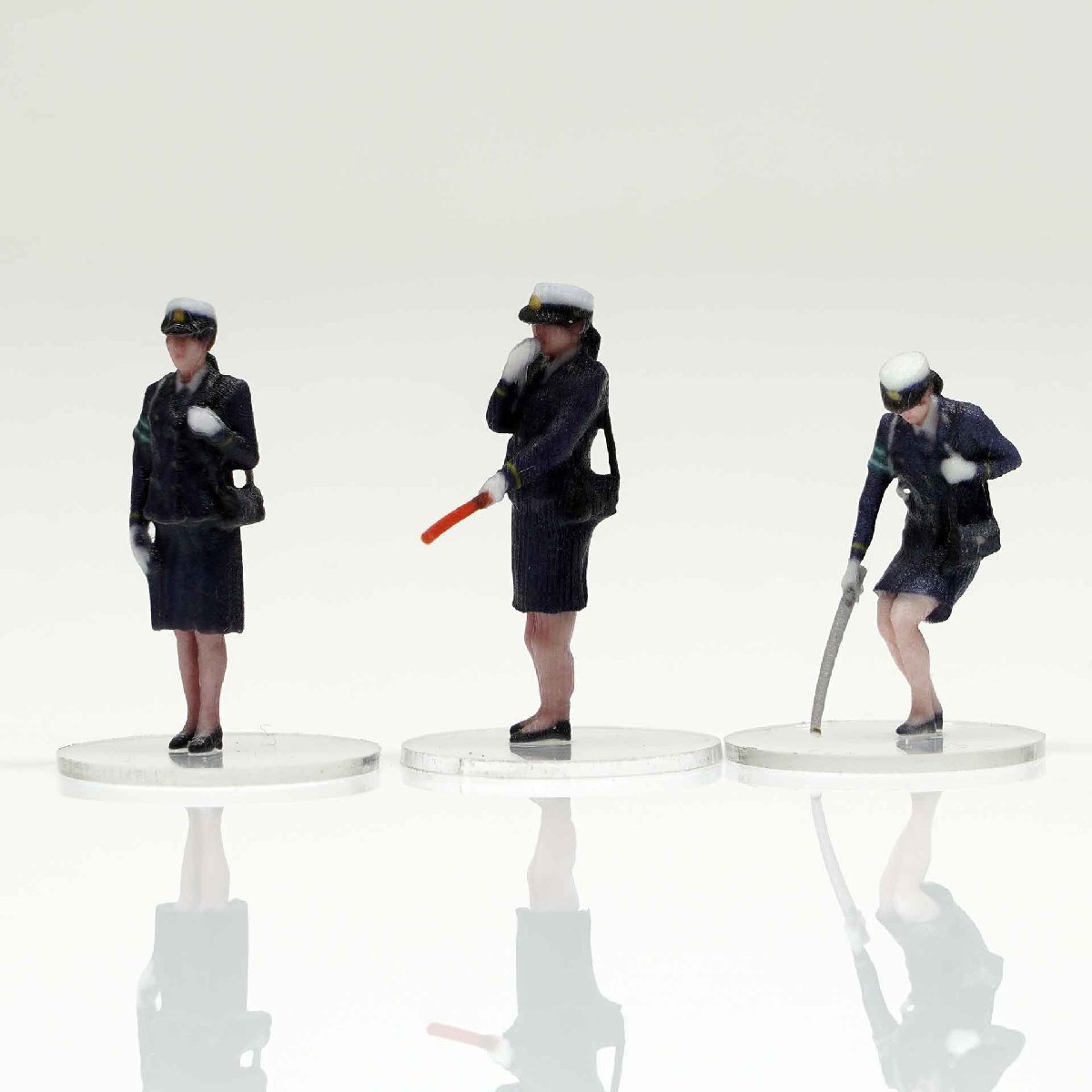 figreal 1/64 旧警察官002 3体セット 064-00003-03b 彩色済フィギュア拍卖