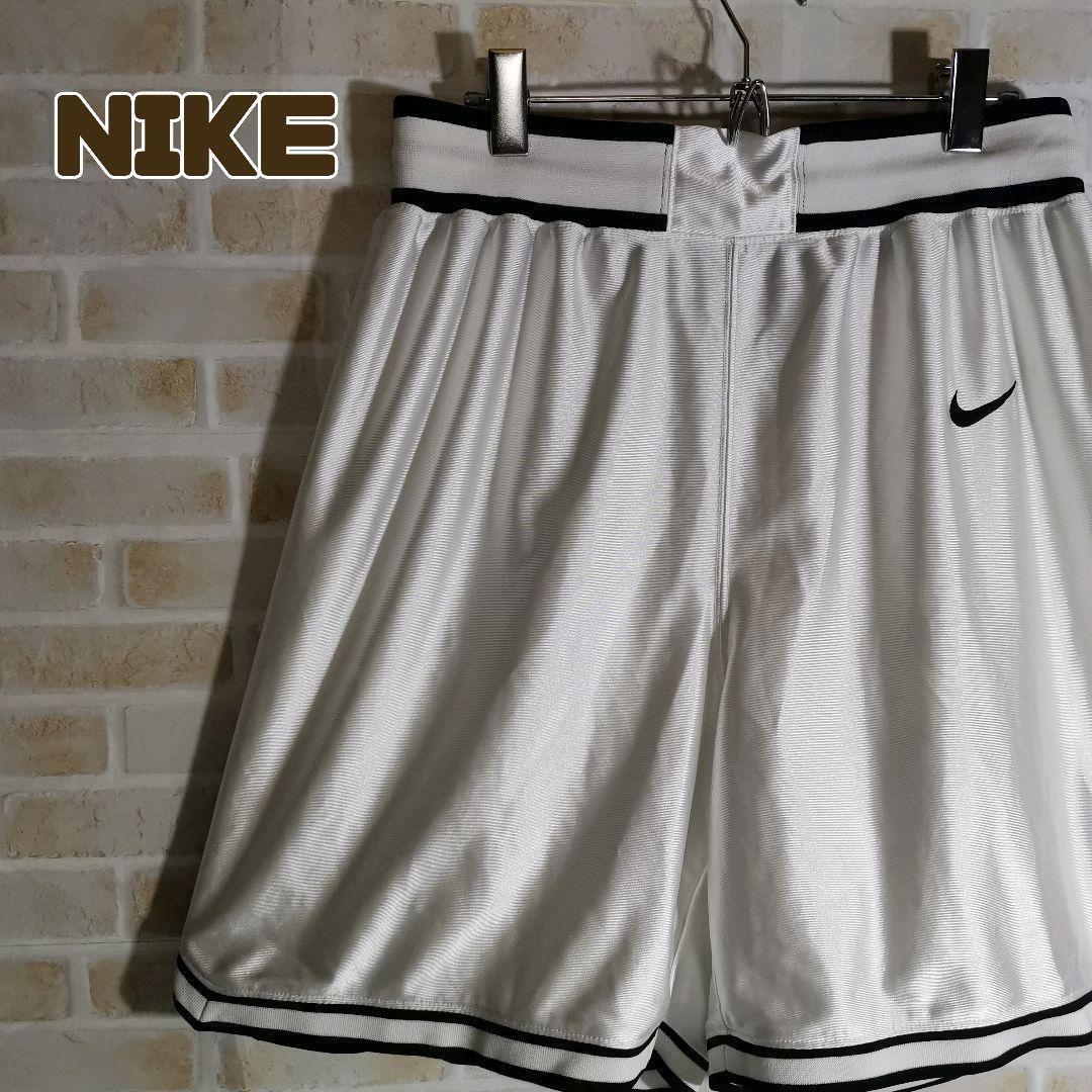 NIKE ナイキ ショート パンツ 白 刺繍 ロゴ バスパン拍卖