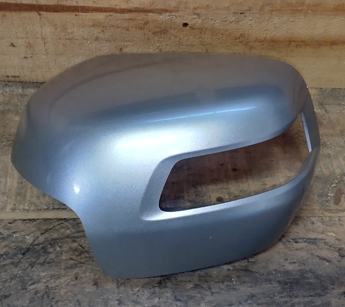 左 ミラーカバー ホンダ N-BOX JF2 H25/11 17076 0018 NH-700M G026L 76255-TY0-N01ZE 中古拍卖