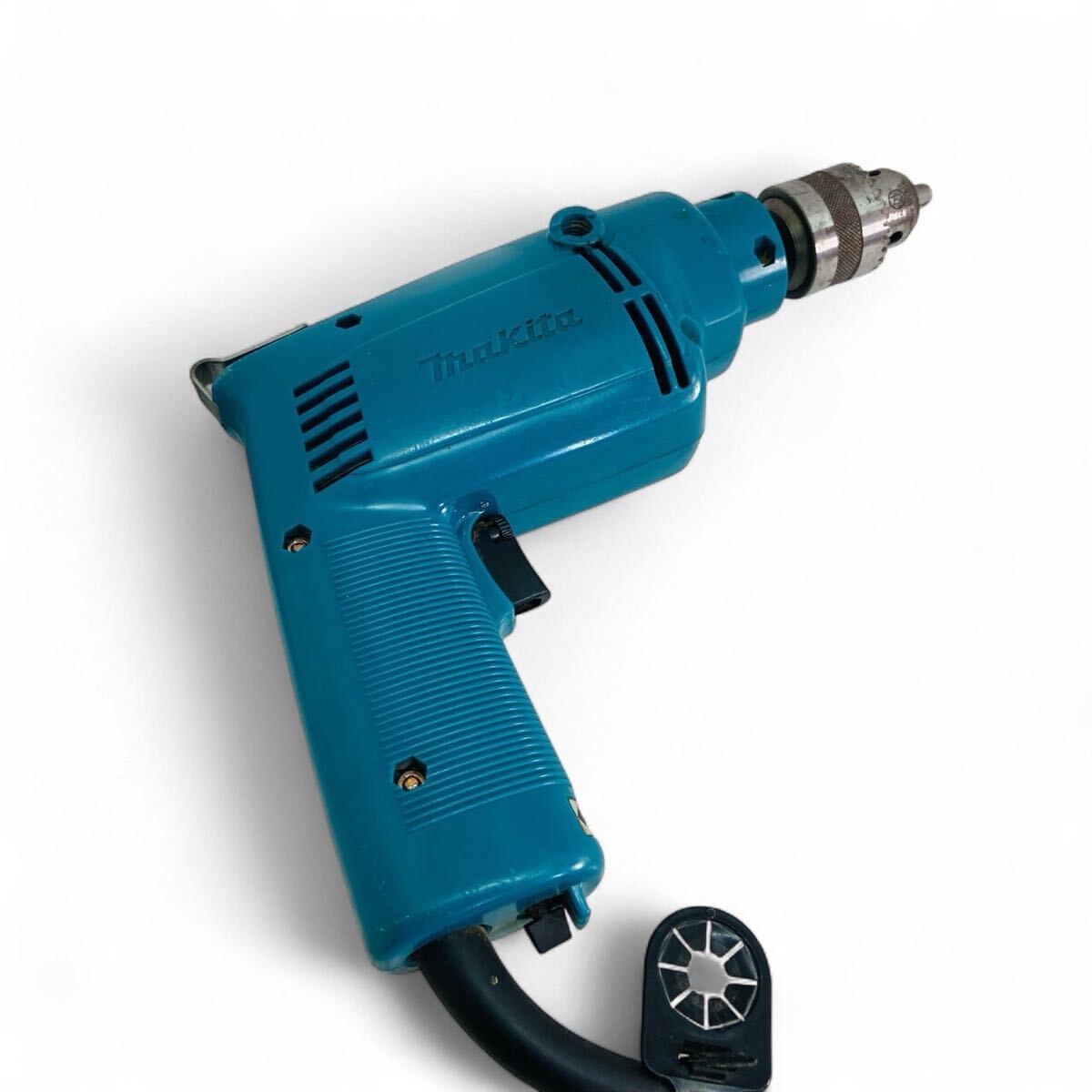 ★☆マキタ makita 10mm 震動ドリル HP1030 ビット付 多数 振動ドリル 電気工具 電動工具 動作確認済み C☆★拍卖