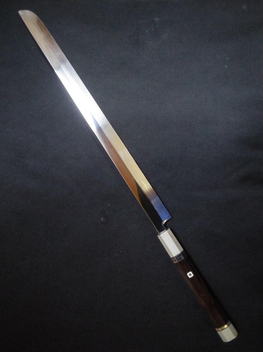 城山刃物製作所(業務用刃物メーカー直売)尺ニ たこ引き 青ニ鋼水焼き本焼き 平鏡面 黒檀白銅柄 拍卖