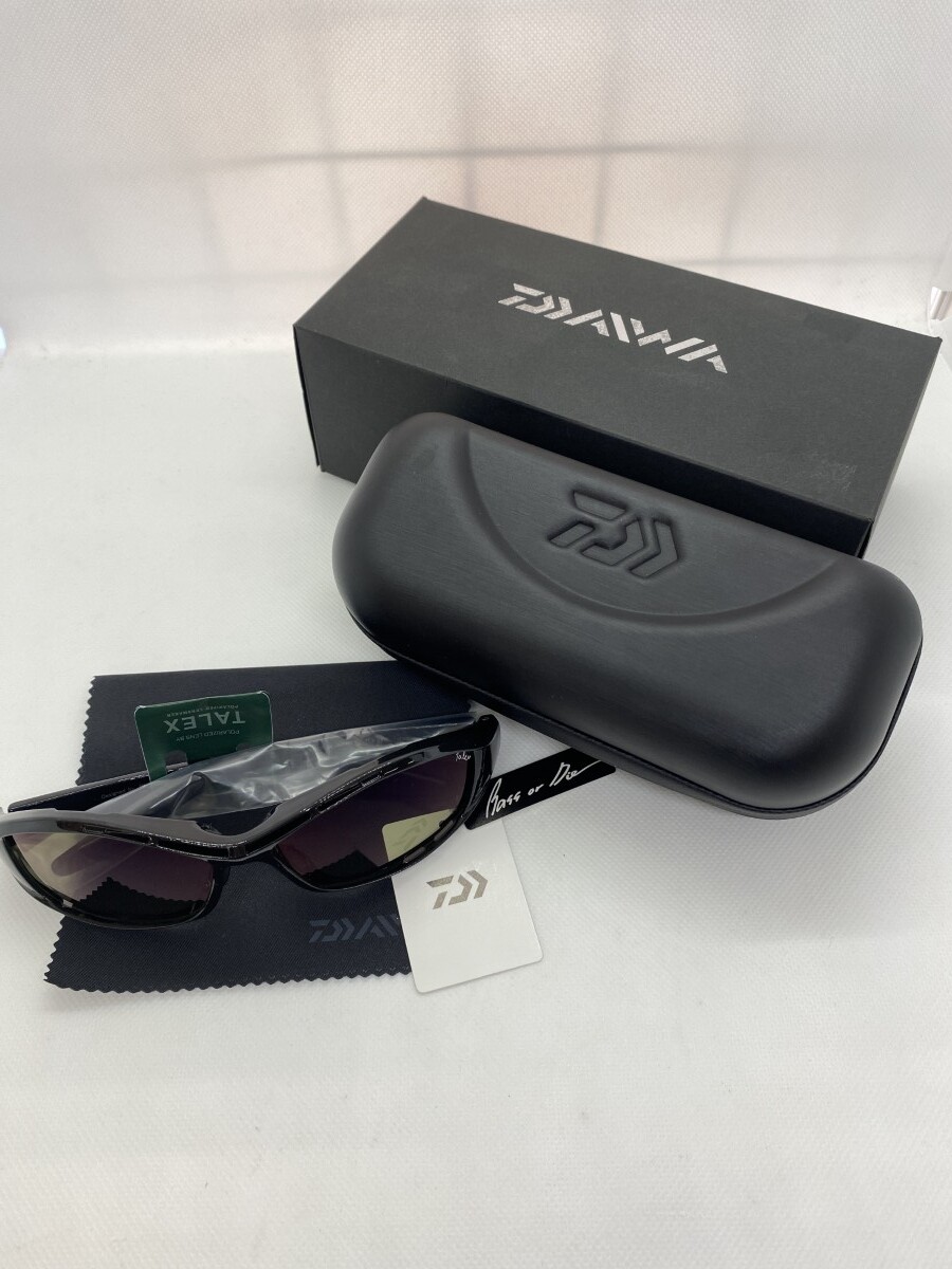 ΨΨ DAIWA ダイワ 釣り服飾 偏光サングラス ブラック 目立った傷や汚れなし拍卖