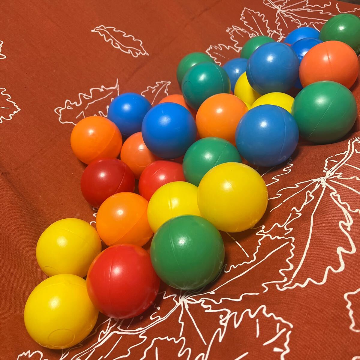 カラーボール 33個 直径約8センチ ボールプールなどに 中古品拍卖