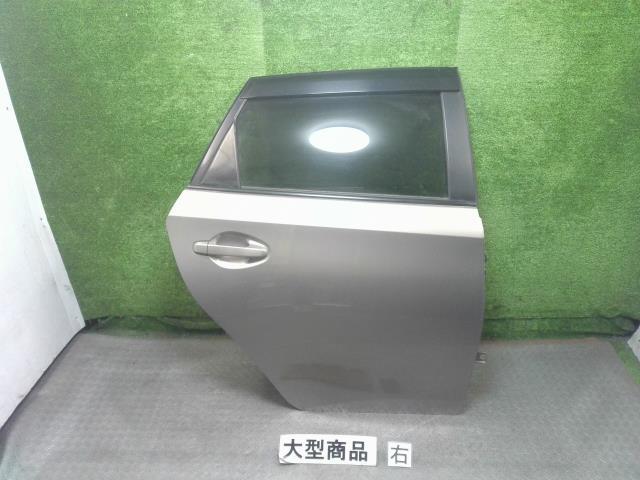 トヨタ(TOYOTA)※同梱不可※オーリス NZE181H 右リアドア 右後ろドア カラー 4V8 品番 67003-12B20拍卖