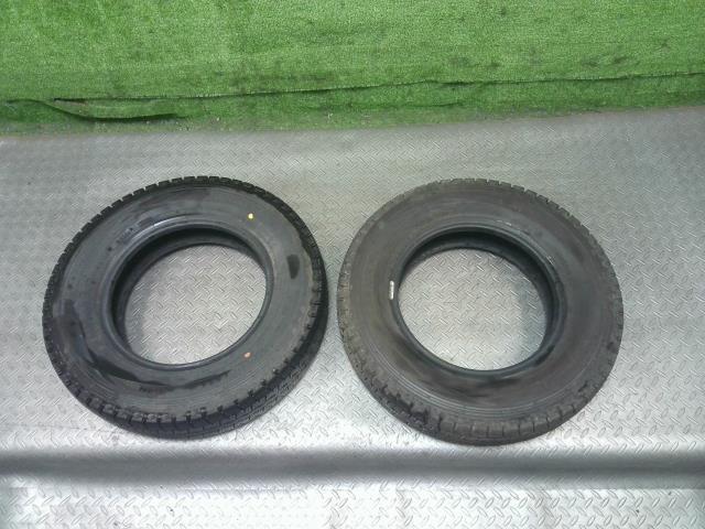 中古スタッドレスタイヤ2本セット ダンロップ ウィンターマックス SV01 145R12 6P.R.LT 2024年製 溝山5~6mm拍卖