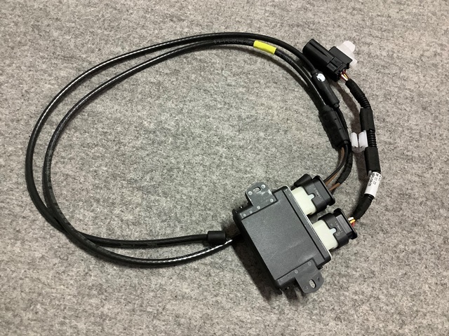 N429-S2 トヨタ純正 キックドアコントロールセンサー 891B2-0W231 ☆拍卖