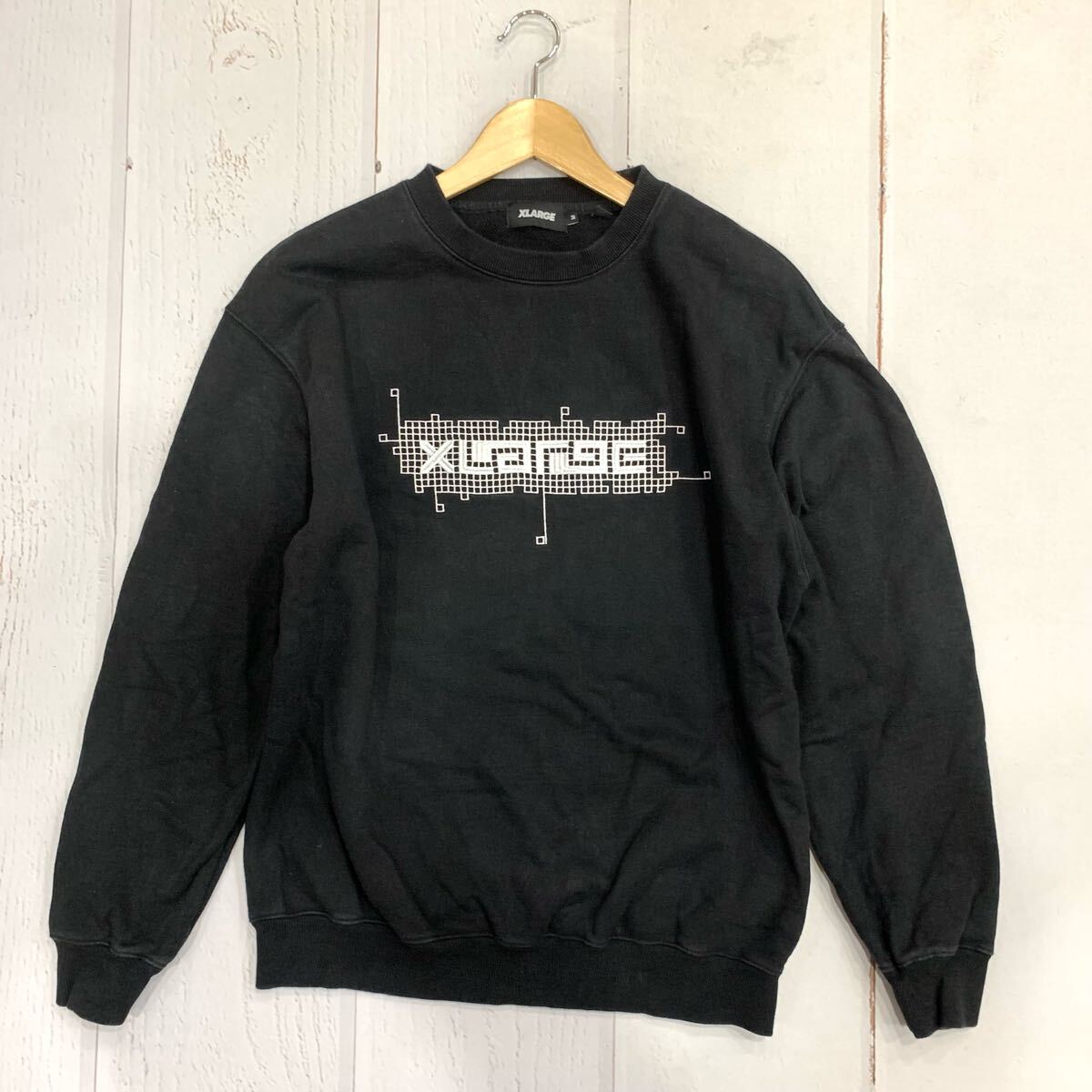 T ▼ 人気モデル!! '洗練されたデザイン' XLARGE エクストララージ COTTON100% 長袖 ロゴ刺繍 スウェット トレーナー M メンズ トップス拍卖