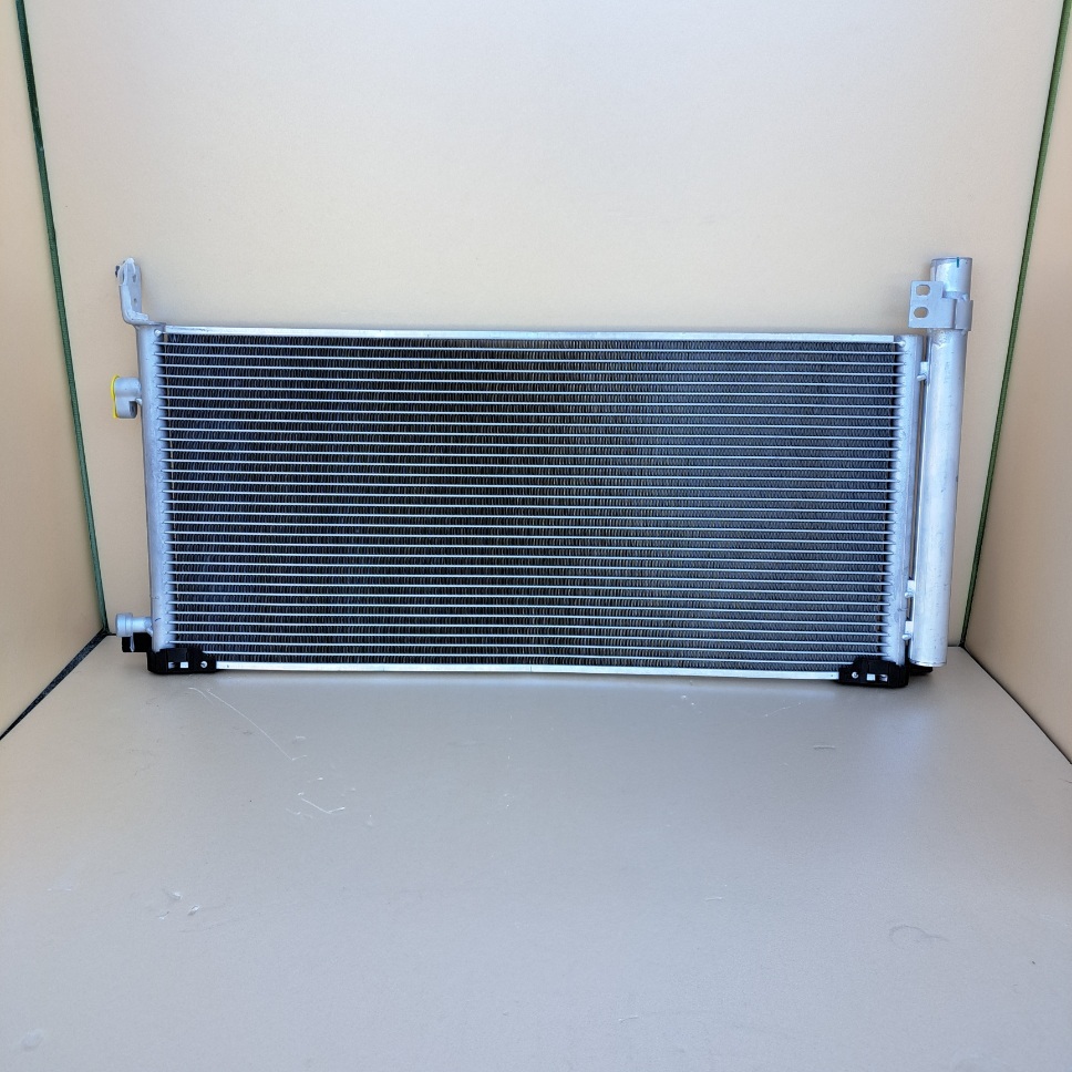 ハリアー 新品コンデンサー AXUH80・AXUH85 即納拍卖