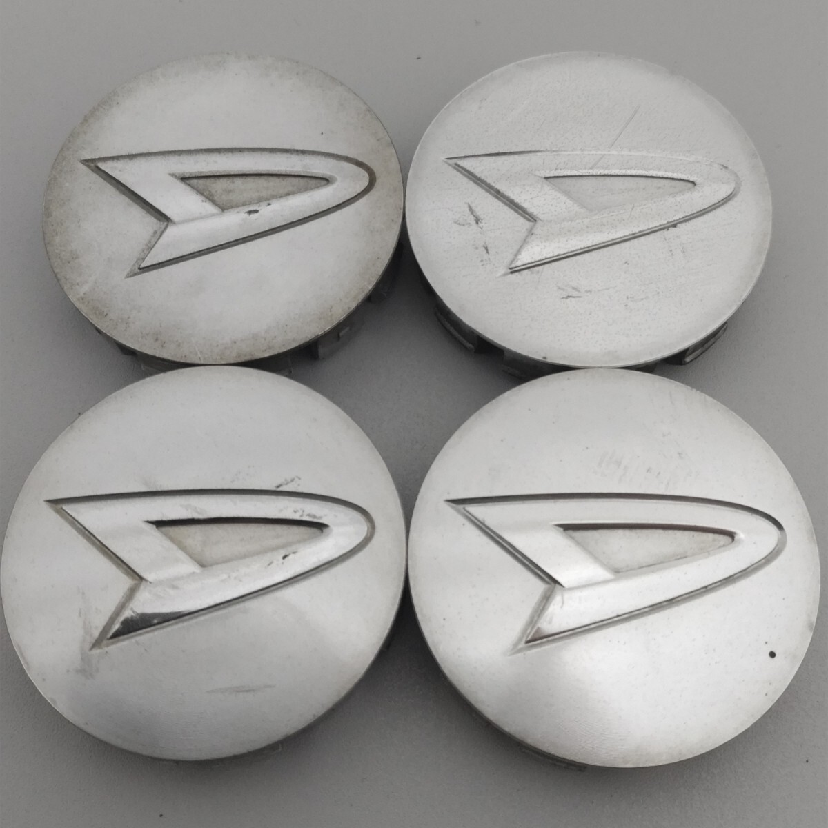 DAIHATSU ダイハツ ⑮ センターキャップ ホイールキャップ タント ムーブ ムーヴ ミラ拍卖