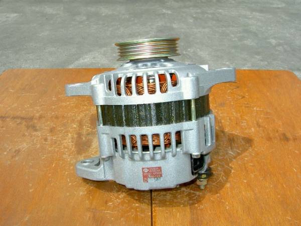 セドリック、グロリア/Y33用オルタネーター(ダイナモ)リビルト品 LR180-745、23100-4P000拍卖