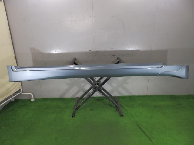 スカイライン DAA-HV37 右サイドスポイラー/サイドステップ VQ35HR RBP 76850-4GA0H 76850-4GA7A 250536拍卖